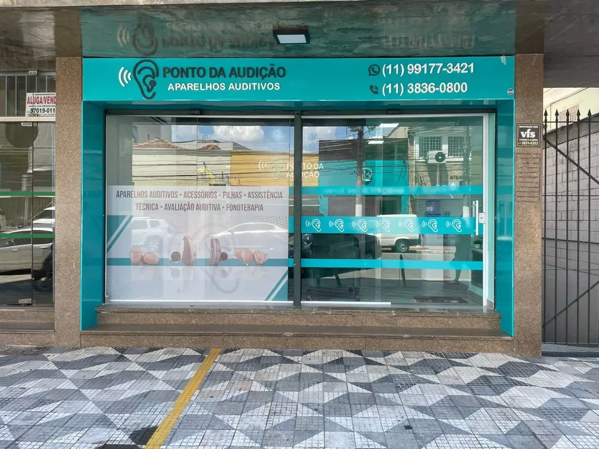 Fachada do Ponto da Audição na Rua Albion, Lapa, São Paulo